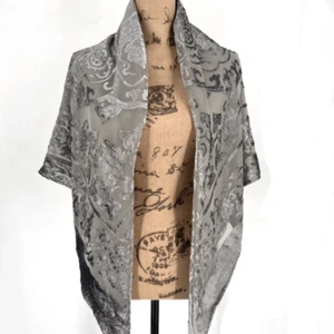 Cejon Women's Sheer Floral Burnout Velvet Lightweight Wrap Scarf Gray Whimsical - Picture 1 of 12