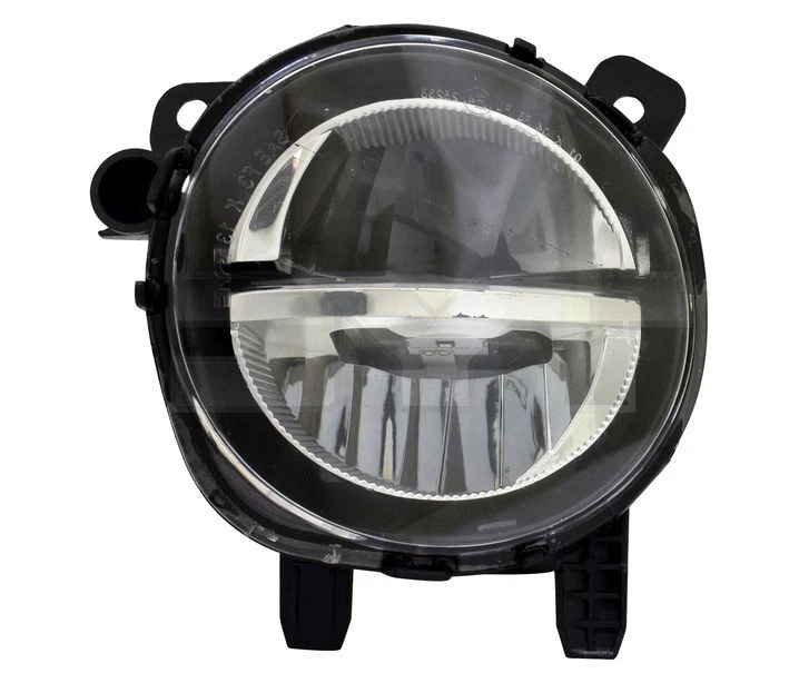 BMW 3 SERIES F30 F31 2015- VH487L LEFT HALOGEN FOG LIGHT  - Image 1 of 1