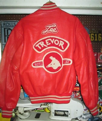 LEE TREVOR De Colección Cuero ROJO REPELENTE Chaqueta Abrigo Letterman University L/XL Foto 1 de 4