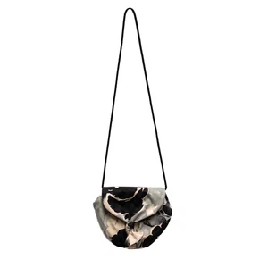 Vintage Stuart Weitzman Seide Jacquard Handtasche klein schwarz grau creme Schultertasche - Bild 1 von 11