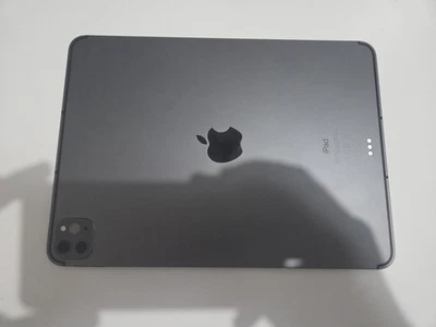 Apple iPad Pro 3. Gen 2021, M1 256GB, Wi-Fi + 5G, 11 Zoll - Space Grau - Bild 1 von 4