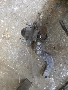 Hyundai golf cart HGG Front Spindles Knuckles  - Picture 1 of 7