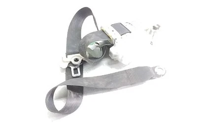 J090331 FRONT LEFT SEAT BELT / 2638898 FOR LEXUS CT 200H - Image 1 of 2