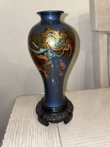 VINTAGE CHINESE DRAGON BAKELITE VASE - Picture 1 of 8