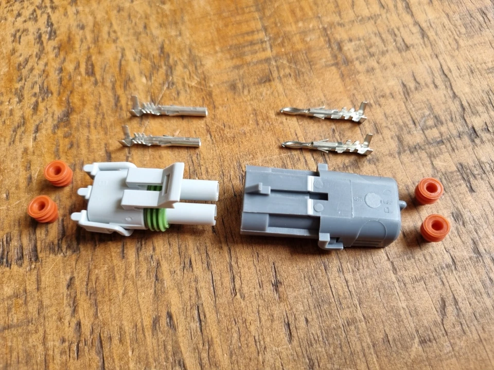 RENAULT 5 GT TURBO NEW ORIGINAL DESIGN WIRING PLUG CONNECTOR DOUBLE CORE GREY - Image 1 of 1