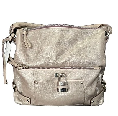 Laura DiMaggio Bolso de Mano / Monedero Cuero Metalizado Peltre - Nuevo con etiqueta Foto 1 de 4