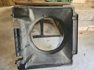 Ford F250 F350 XL 2005 2006 2007 5,4 Triton OEM ventilador cubierta de cubierta del radiador Foto 1 de 4