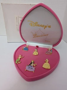 Disney Princesses 6 Pin Set Enamel Getting Ready Heart Case Cinderella Ariel - Picture 1 of 10