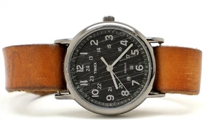 TIMEX Weekender schwarz/Stahl Ø38mm T2N889 Herrenuhr braucht Batterie und Kristall - Bild 1 von 5