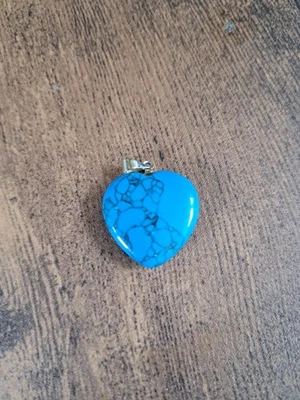 心形绿松石散装宝石 11.47 克拉吊坠实验室认证宝石 — 第 1/2 张图片