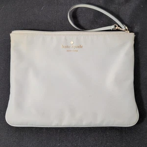 Gebrauchte Kate Spade Kosmetiktasche einfarbig grau außen dunkelblau Spatenmuster Futter - Bild 1 von 3