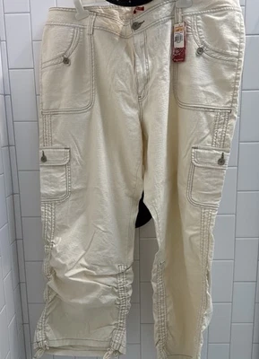 NWT Union Bay Size 24W Convertible Cargo Pants. Yellow Beige Stretch Long Capri - Image 1 of 4