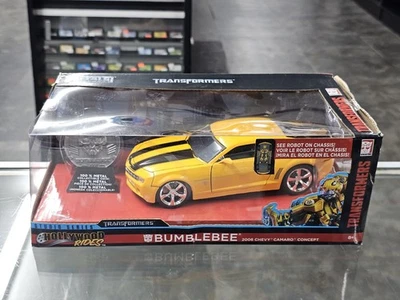 1/24 Jada Transformers Bumblebee 2006 Chevrolet Camaro Concept Yellow 98497 - Image 1 of 4