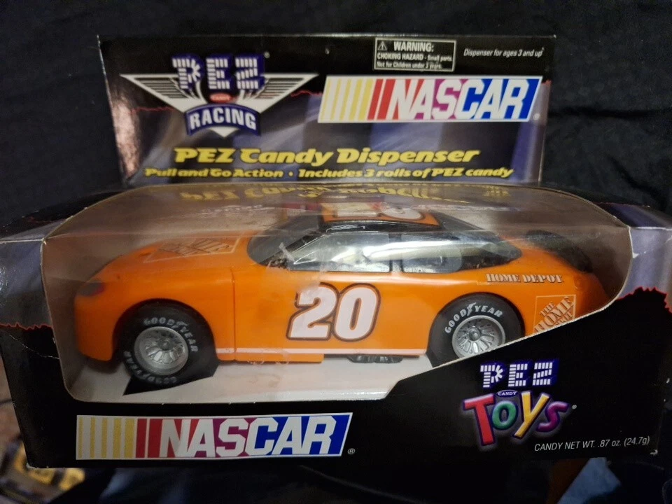 PEZ Candy Rusty Wallace 2 Model Car Dispenser NASCAR 2003 Nas179