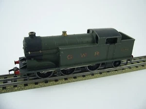 Hornby Dublo Class N2 0-6-2 Tank Locomotive 6699 in GWR Green Ref. EDL7 - 3 Rail - Picture 1 of 6