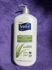 Suave Skin Soothing Lotion Aloe Non Greasy Dry Skin Absorbs 32 fl oz New Sealed - Picture 1 of 2