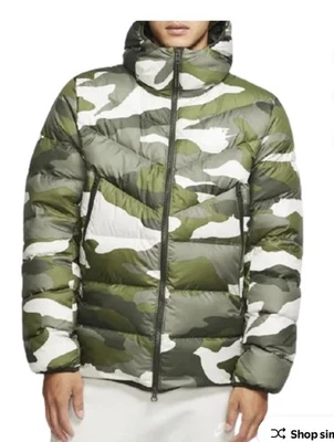 CHAQUETA ACOLCHADA CON CAPUCHA ESTAMPADA WINDRUNNER PLUMÓN NIKE NSW CAMUFLAJE BV4763 222 talla L Foto 1 de 4