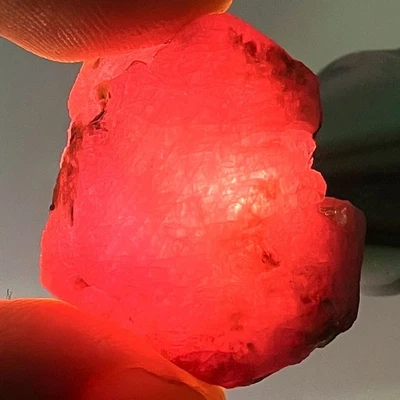 48.76 Ct - Natural 100% Unheated Beautiful Rough Red Ruby Madagascar - Image 1 of 4