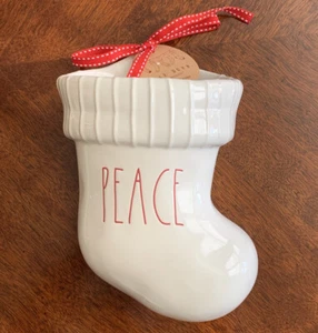 Rae Dunn PEACE Weihnachten Keramik Strumpf weiß Wand Übertopf rot große Buchstaben - Bild 1 von 5