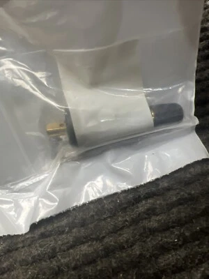 Vástago de válvula original Ford F2GZ-1700-D Foto 1 de 4