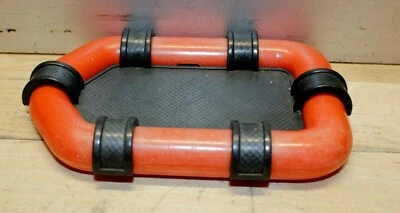 Bote Tootsie Toys RAFT naranja y negro de colección Foto 1 de 4