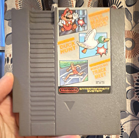 Nintendo NES Super Mario Bros./Duck Hunt/World Class Track Meet NTSC-U/C