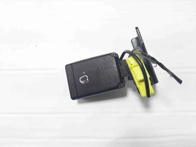 Volvo V40 2016 Right Rear seat belt buckle 31292085 JUM107911 - Image 1 of 4