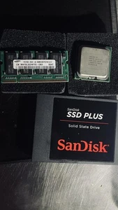 Intel Core 2 Processor / SanDisk 240 GB / Samsung - Picture 1 of 9