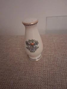 LENOX Autumn Salt SHAKER BEAUTIFUL CONDITION - Picture 1 of 4