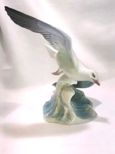 Rosenthal Lg Seagull in Flight Porcelain Sculpture  Handgemalt Germany Signed  - Picture 1 of 12