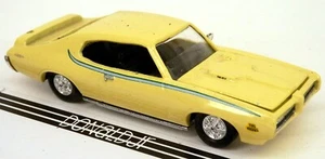 Pontiac GTO 1969 ""el juez"" amarillo pálido 69 escala 1/64 - Imagen 1 de 2