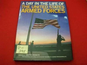 A DAY IN THE LIFE OF THE UNITED STATES ARMED FORCES - PHOTOS BY 125 TOP PHOTOG'S - Imagen 1 de 7
