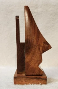 Matr Boomie Holz braun geschnitzt Nase Skulptur Brille Brillenhalter Ständer - Bild 1 von 6