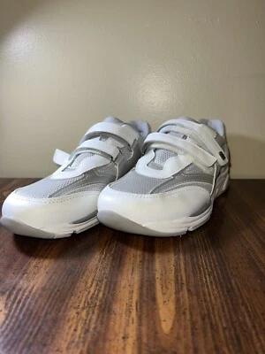 SAS Women’s TMV Silver Size 7 M NWB - Изображение 1 из 4