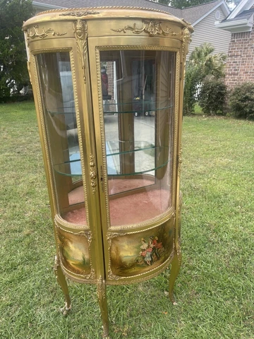 French Gold Gilt Wood Curved Glass Curio Vitrine Cabinet With 2 Skeleton Keys Cover
