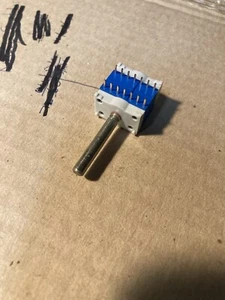 2x JEANRENAUD HK32 Type MIL 150VAC/20mA Rotary Switch 4 Position 1 Deck /w Stop - Picture 1 of 9