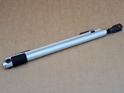 05-08 CHRYSLER CROSSFIRE OEM CONVERTIBLE TONNEAU COVER HYDRAULIC LIFT CYLINDER Foto 1 de 4