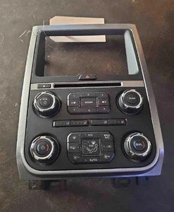 2015-2017 Ford Expedition XLT Radio Control Panel 8"0 Inch Screen GENUINE OEM - Picture 1 of 6