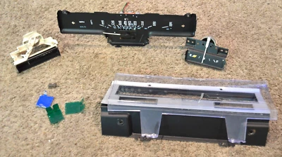 1983-1985 OLDSMOBILE OLDS DELTA 88 INSTRUMENT CLUSTER SPEEDO FUEL PARK GAUGES Foto 1 de 4