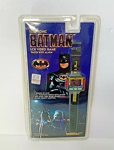 Reloj electrónico vintage para videojuegos LCD de Batman Tiger - Imagen 1 de 9
