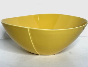 Diane Von Furstenberg DVF Home Pebblestone Large Serving Bowl Tamarind Yellow - Picture 1 of 13
