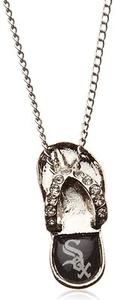 Chicago White Sox Flip Flop Necklace - Picture 1 of 1