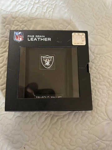 Siskiyou NFL Las Vegas Raiders Leather Tri-Fold Wallet , Black Cover