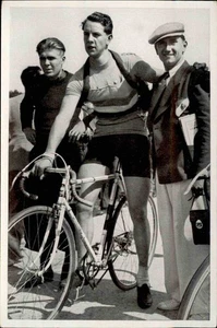 OLYMPIA Olympiade BERLIN 1936 Band II Bild Nr 169 ROBERT CHARPENTIER Radrennen - Picture 1 of 2