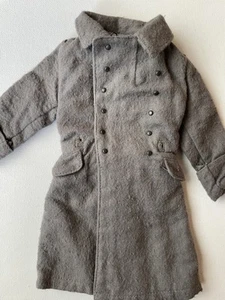 GRAN ABRIGO ALEMÁN ESCALA 1/6 SEGUNDA GUERRA MUNDIAL - Imagen 1 de 2