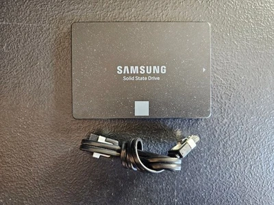 750 EVO Samsung 500GB SSD (MZ-750500 / MZ7TN500) w/ SATA Cable Included - Image 1 of 2