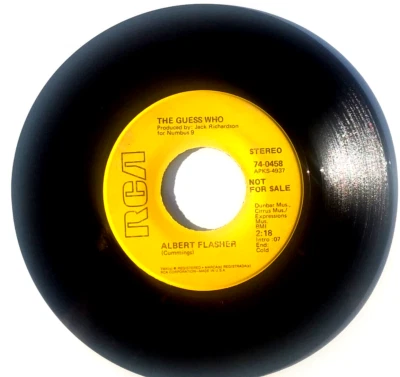 THE GUESS WHO - Albert Flasher / Broken - Vinyl 45rpm 1971 RCA 74-0458 PROMO - Image 1 of 4
