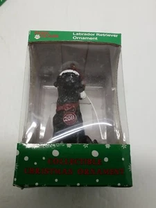 Impresionante adorno navideño Paws by Claus Black Labrador 2011. - Imagen 1 de 2