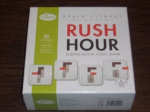 2013 Rush Hour Brain Fitness Sliding Block Logic Game 80 Challenges By Think Fun - Picture 1 of 7