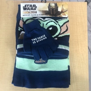 STAR WARS MANDALORIAN Knit Winter Beanie Hat Gloves & Scarf Set Age 4-12 NWT $30 - Picture 1 of 2
